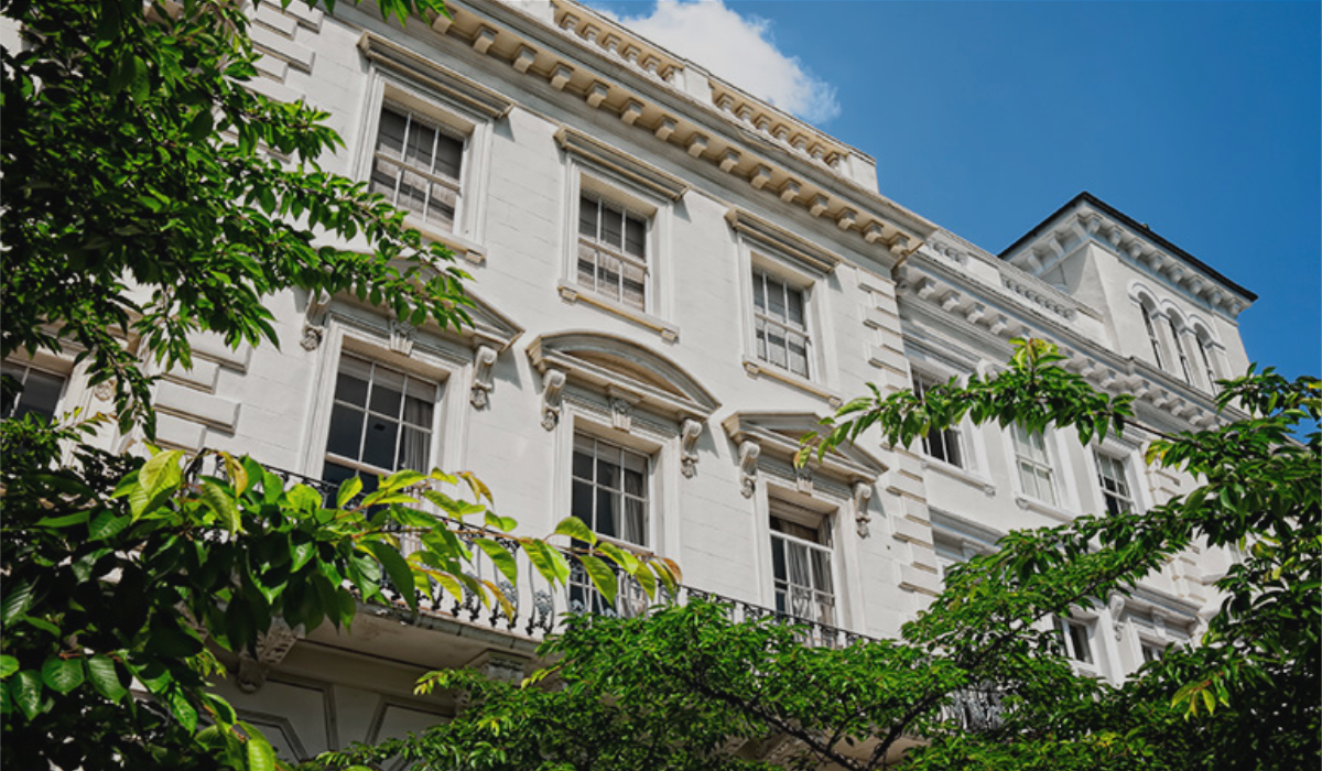 Trustees, Private Banks, and Institutional Clients